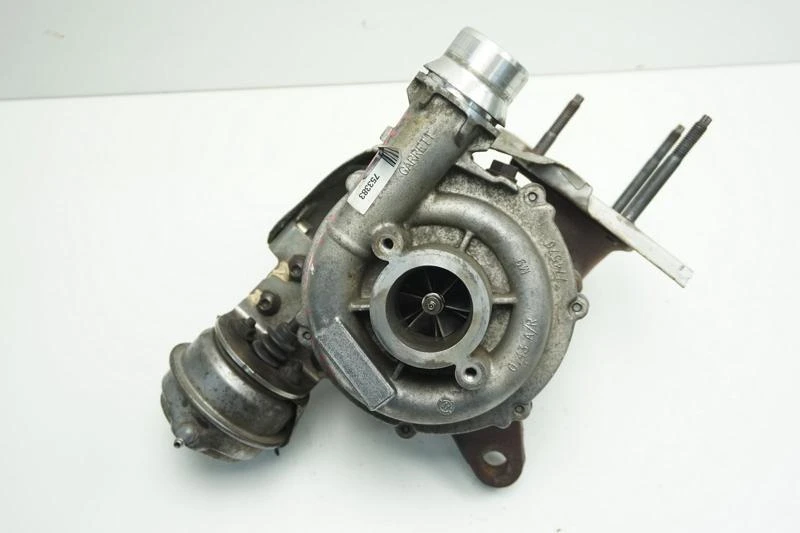 Turbo Renault Megane 3 Scenic 3  2009-2014 , снимка 1 - Части - 39678437