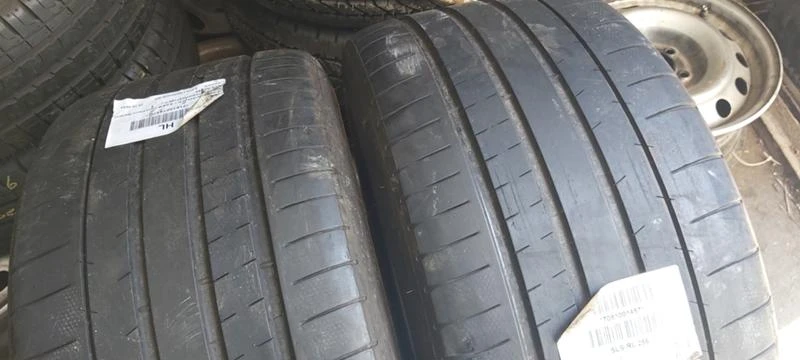 Гуми Летни 275/35R19, снимка 2 - Гуми и джанти - 33539002