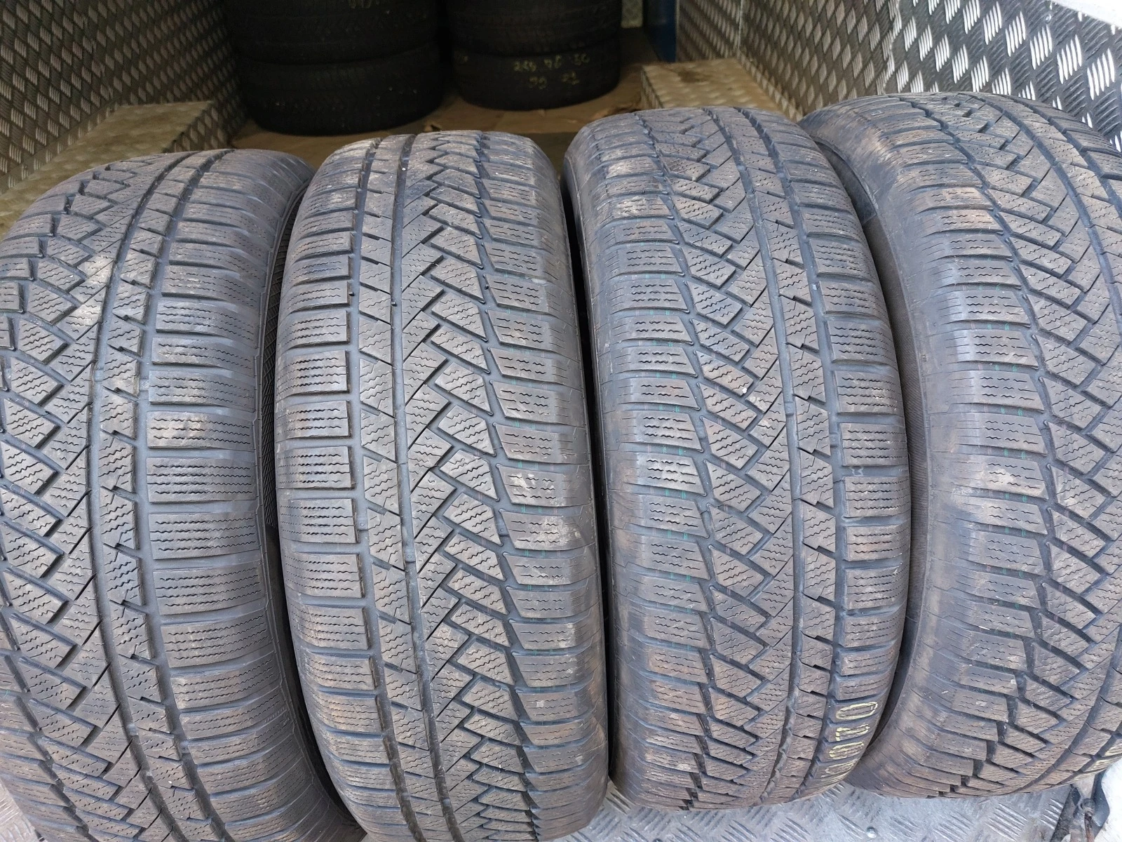 ���� 235/65R17 | Mobile.bg � ����������� 2