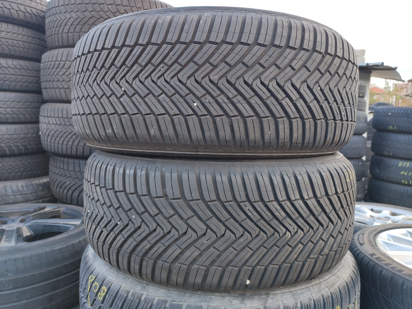  235/55R17 | Mobile.bg   3