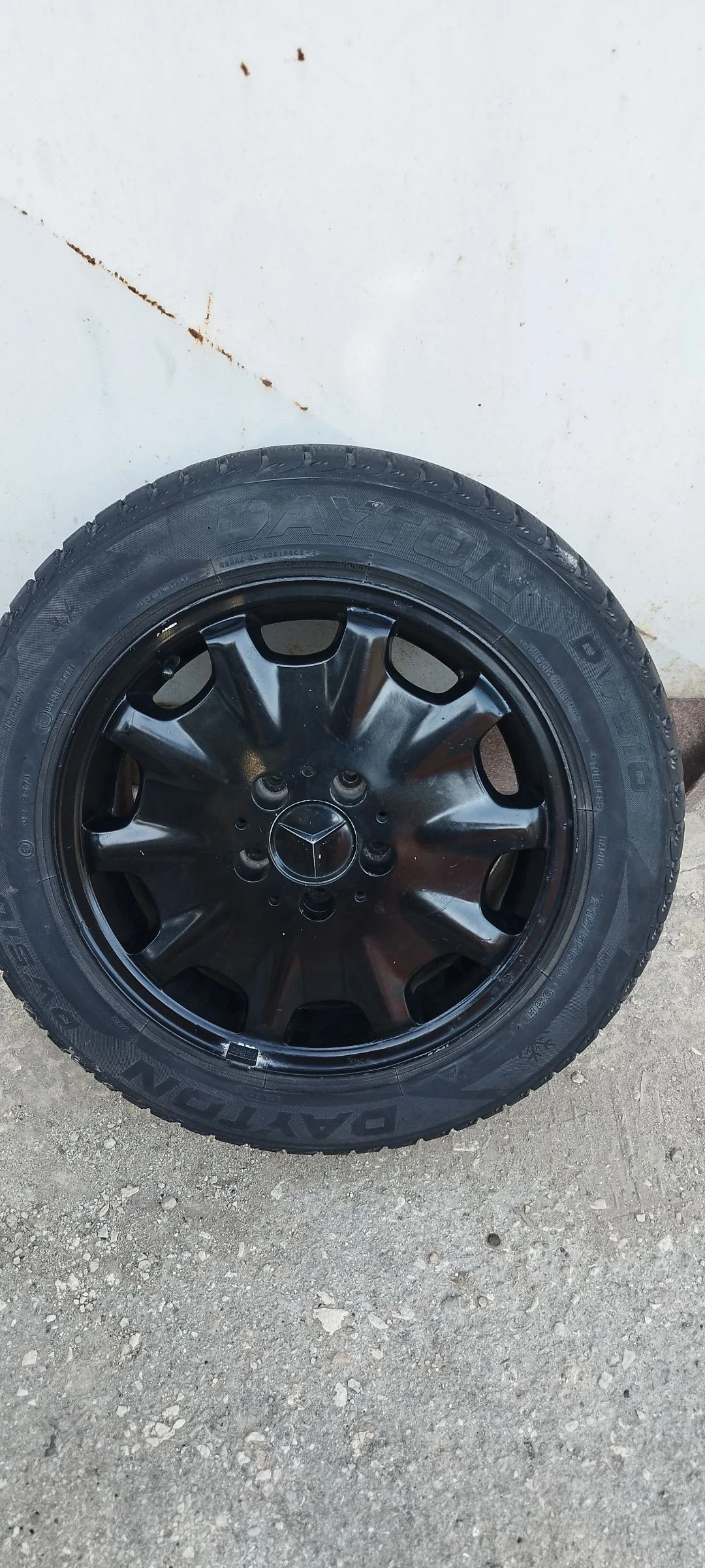    205/55R16  Mercedes-Benz E 200 | Mobile.bg   1