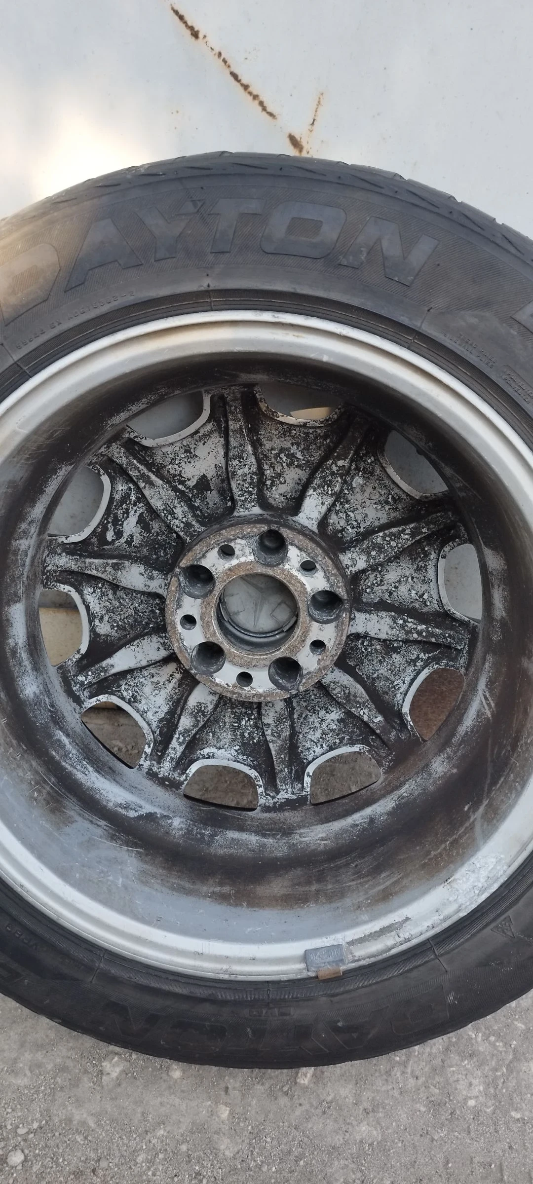    205/55R16  Mercedes-Benz E 200 | Mobile.bg   2