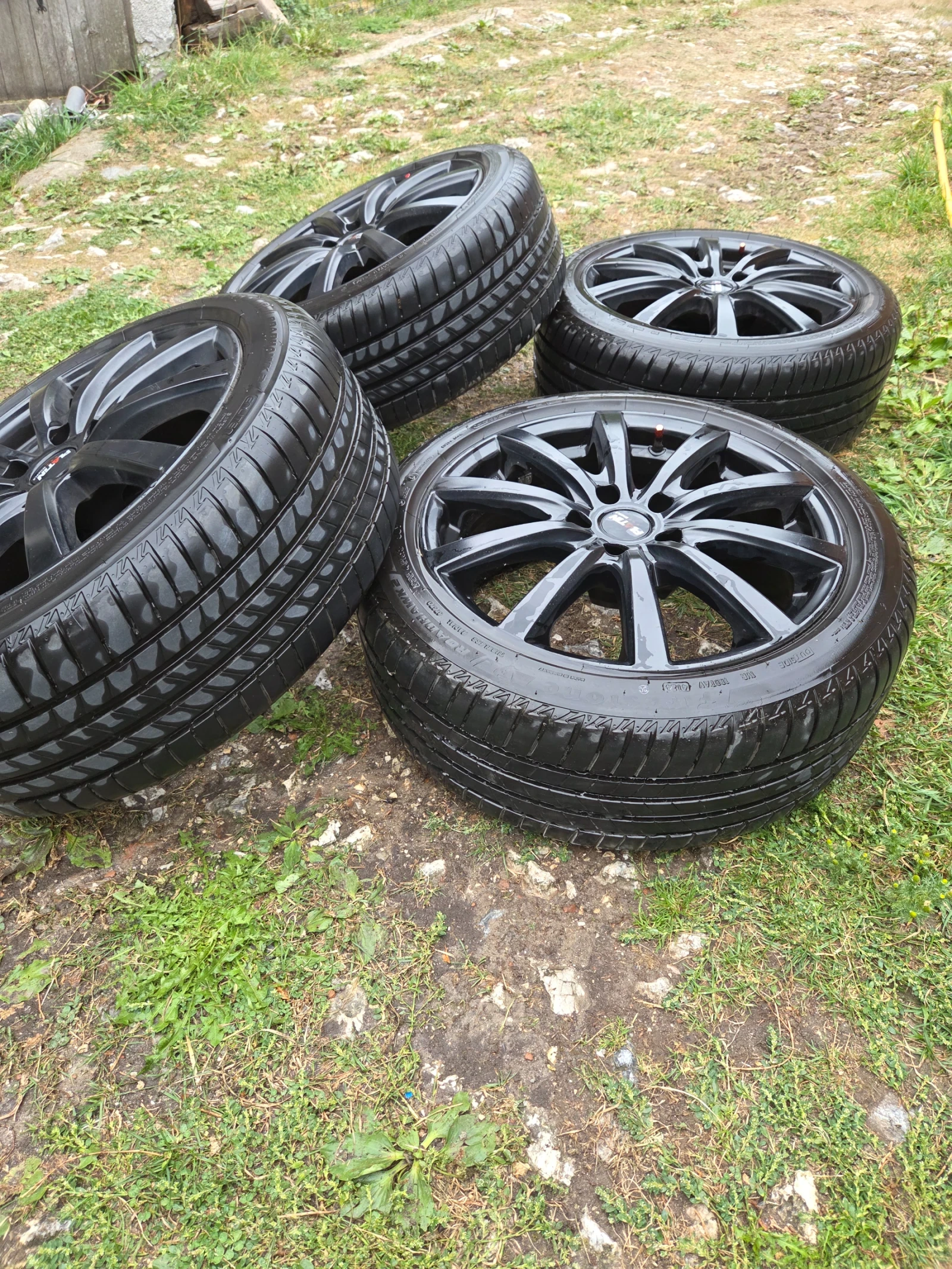    235/45R18  VW Passat | Mobile.bg   2