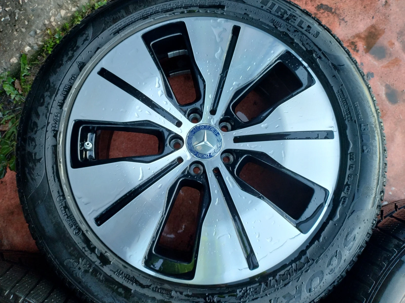   Mercedes-Benz EQC | Mobile.bg   6