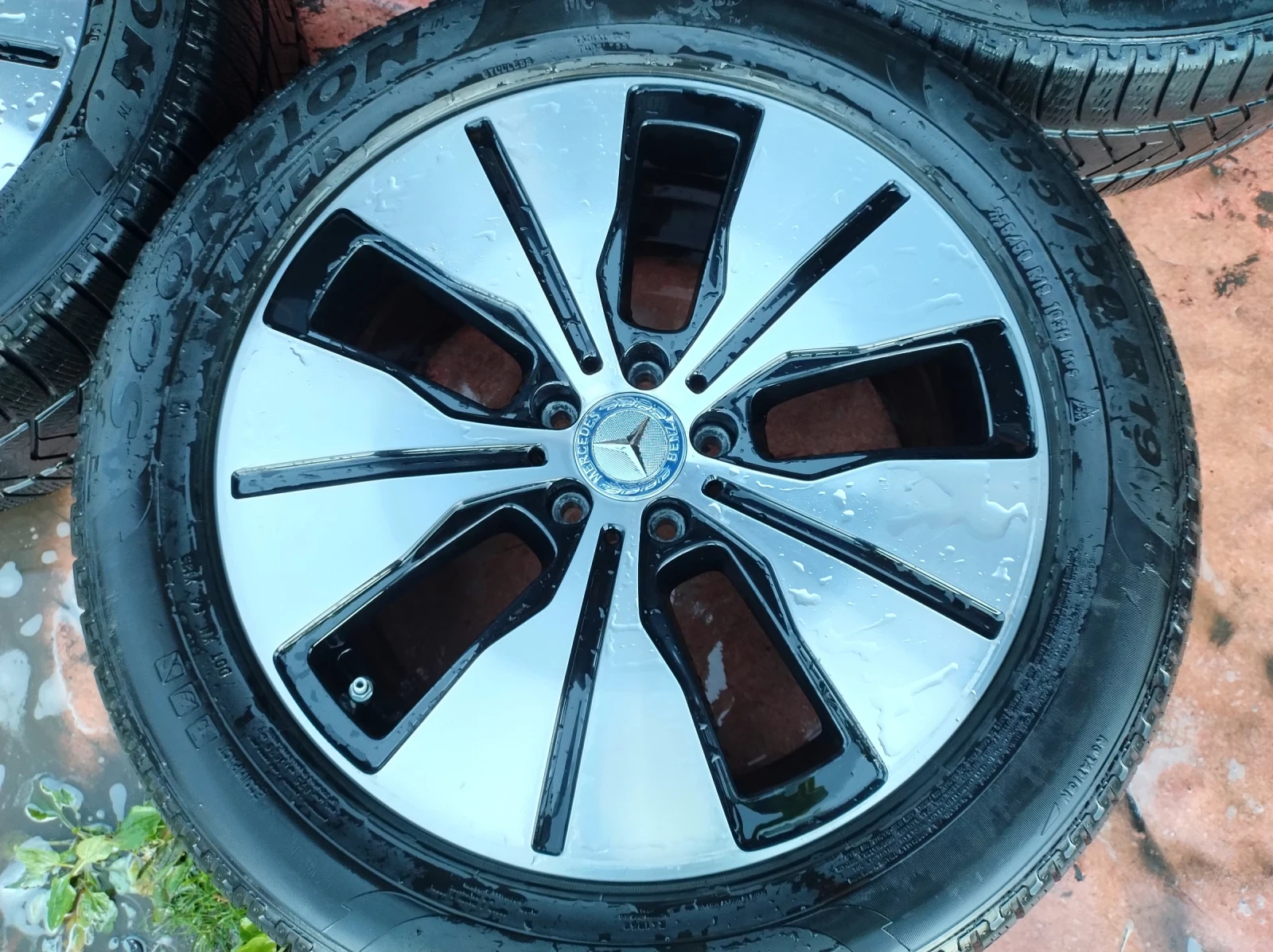   Mercedes-Benz EQC | Mobile.bg   9