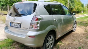 Toyota Corolla verso 2.2 D4D, снимка 10