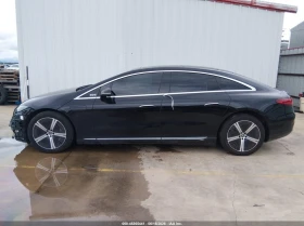 Mercedes-Benz EQS 4MATIC* DISTRONIC* 360* ОБДУХ* КРАЙНАЦЕНА* , снимка 5