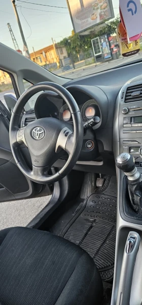 Toyota Auris, снимка 4
