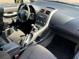 Toyota Auris 1.4 D4D 6 скорости, снимка 7