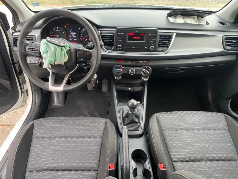 Kia Rio 1.2 CVVT, снимка 8 - Автомобили и джипове - 38562714