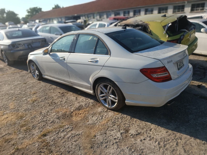 Mercedes-Benz C 300 C300 4x4 , снимка 4 - Автомобили и джипове - 46889842