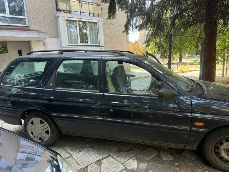 Ford Escort, снимка 2 - Автомобили и джипове - 47513876