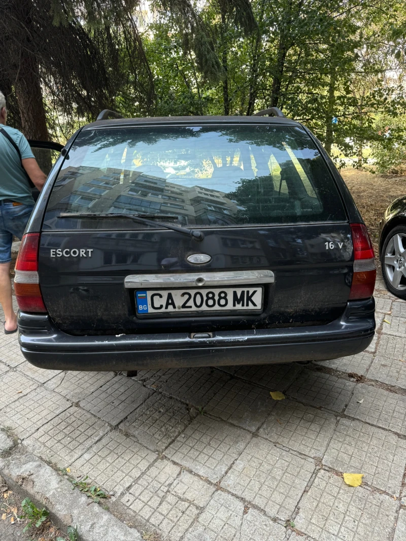 Ford Escort, снимка 4 - Автомобили и джипове - 47513876