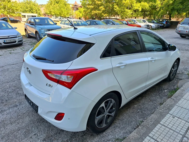 Hyundai I30 1.4i, снимка 4 - Автомобили и джипове - 47168160