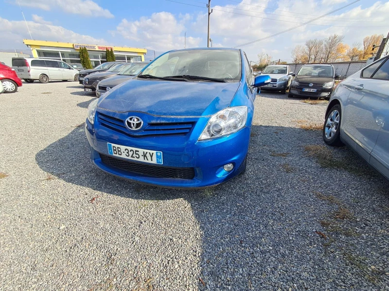 Toyota Auris 1.4, снимка 1 - Автомобили и джипове - 47775252