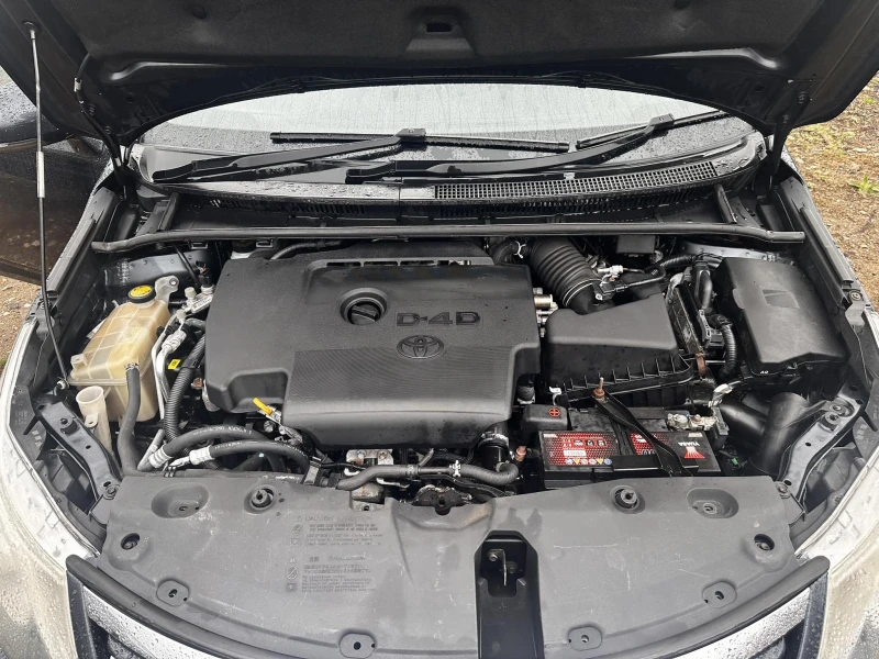 Toyota Avensis 2.0 D-4D (124 к.с.)NAVIGATION, снимка 12 - Автомобили и джипове - 52982404