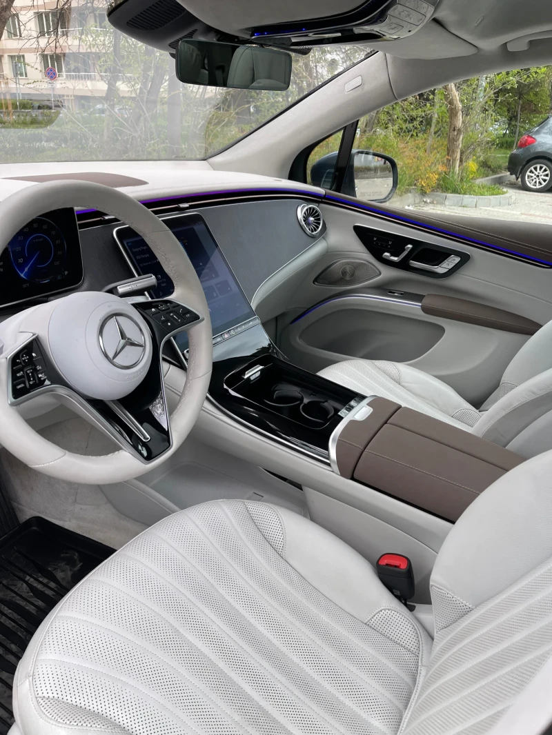 Mercedes-Benz EQS EQS 450 SUV 4 MATIC PANO, снимка 11 - Автомобили и джипове - 52557493