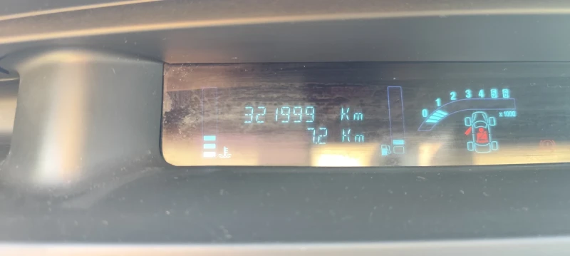 Renault Grand scenic, снимка 2 - Автомобили и джипове - 52335606