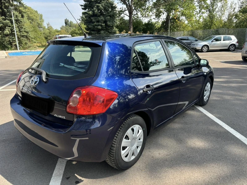 Toyota Auris 1.4 D4D 6 скорости, снимка 3 - Автомобили и джипове - 52857264