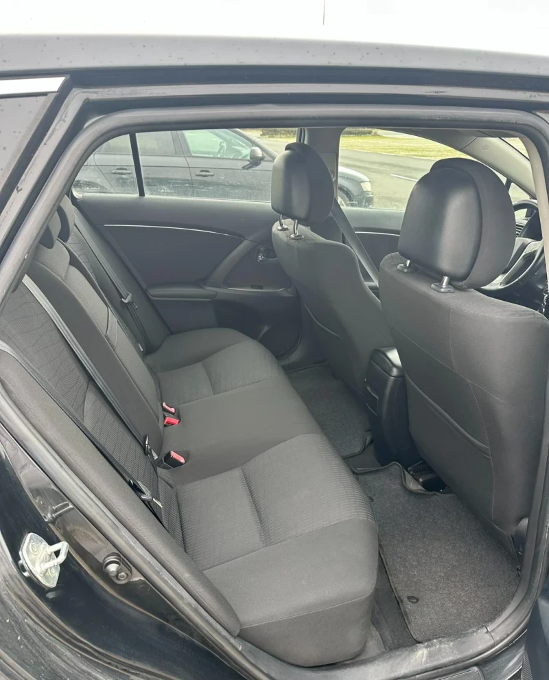 Toyota Avensis 2.2 D4D 150 к.с., снимка 6 - Автомобили и джипове - 53575203