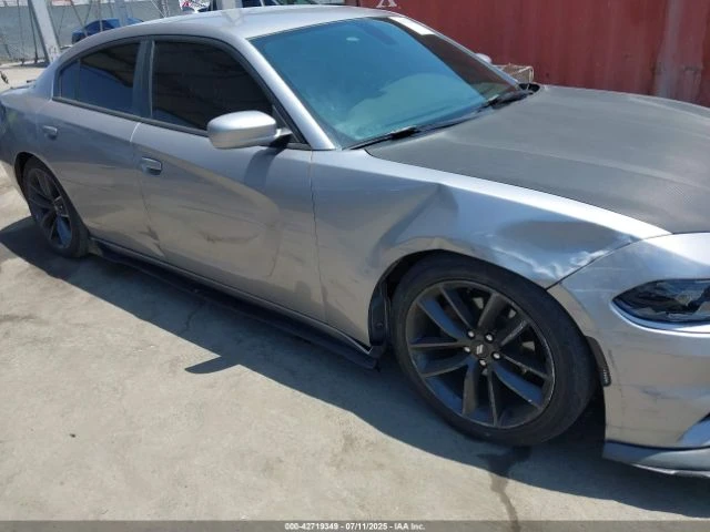 Dodge Charger SXT RWD - изображение 6