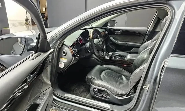 Audi A8 3.0TDI - изображение 9