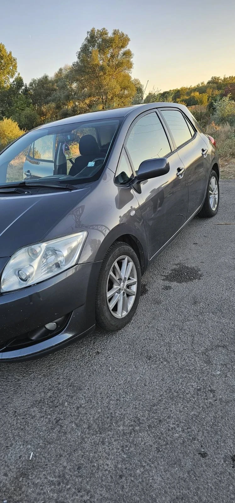 Toyota Auris, снимка 3 - Автомобили и джипове - 56350762