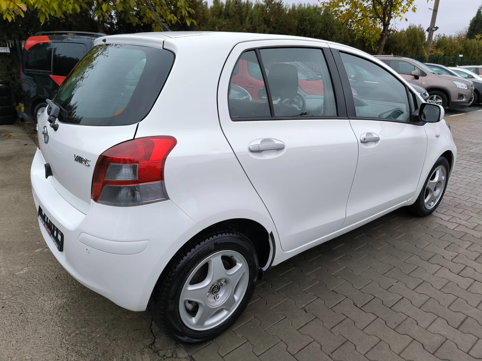 Toyota Yaris 1, 3i-99k.c.6 скор.ВЕРИГА, ЕВРО 5В, ФЕЙС.-5%! - изображение 6