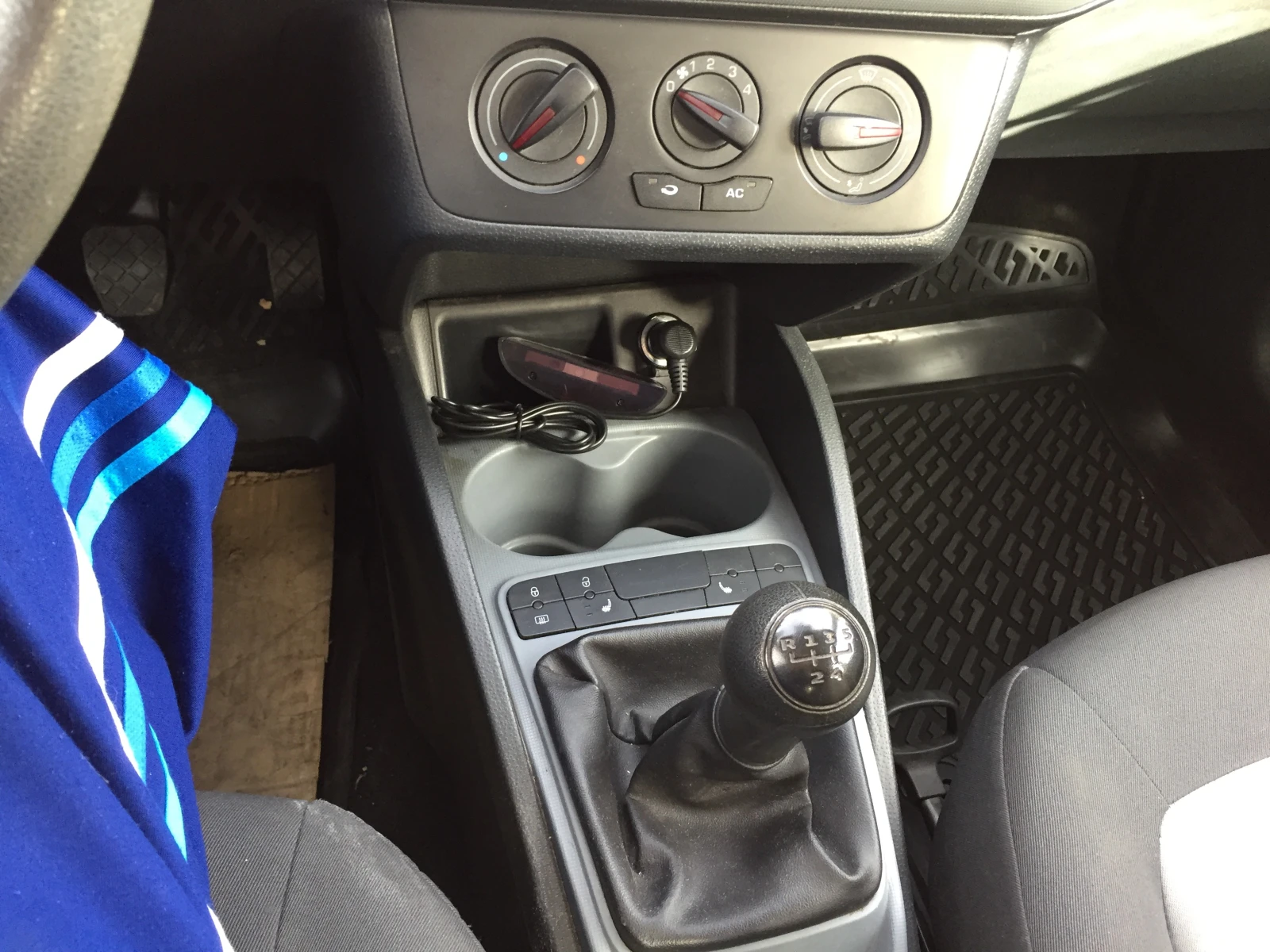 Seat Ibiza 1.4, 85 .. | Mobile.bg   15