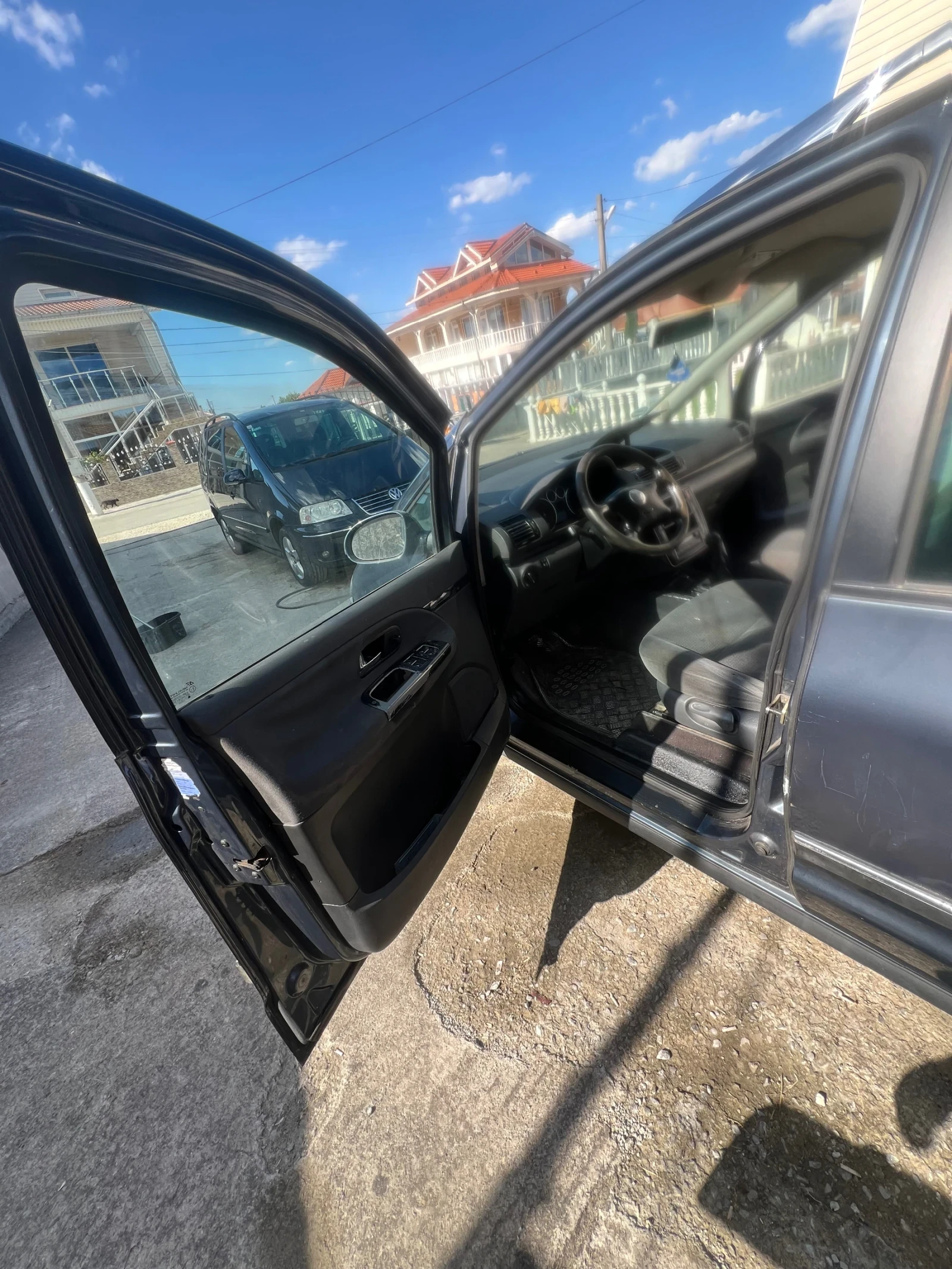 VW Sharan  - изображение 7