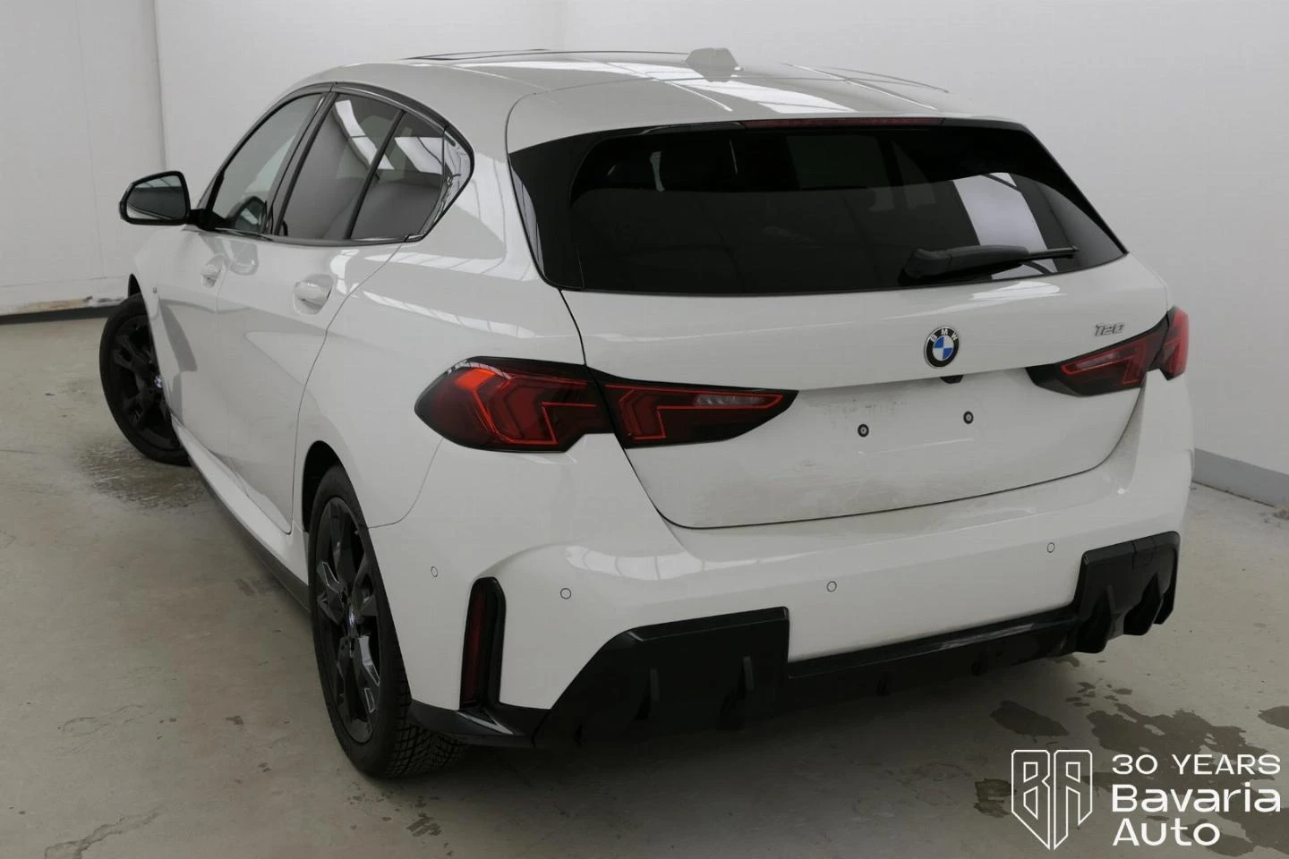 BMW 120 i M Sport Paket Steptronic - изображение 2