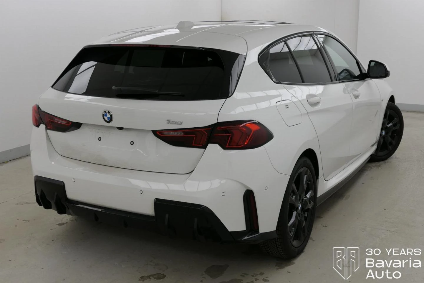 BMW 120 i M Sport Paket Steptronic - изображение 3