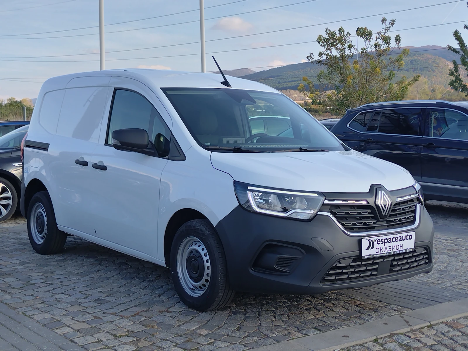 Renault Kangoo 1, 3 Tce 100 к.с./Zen - изображение 3