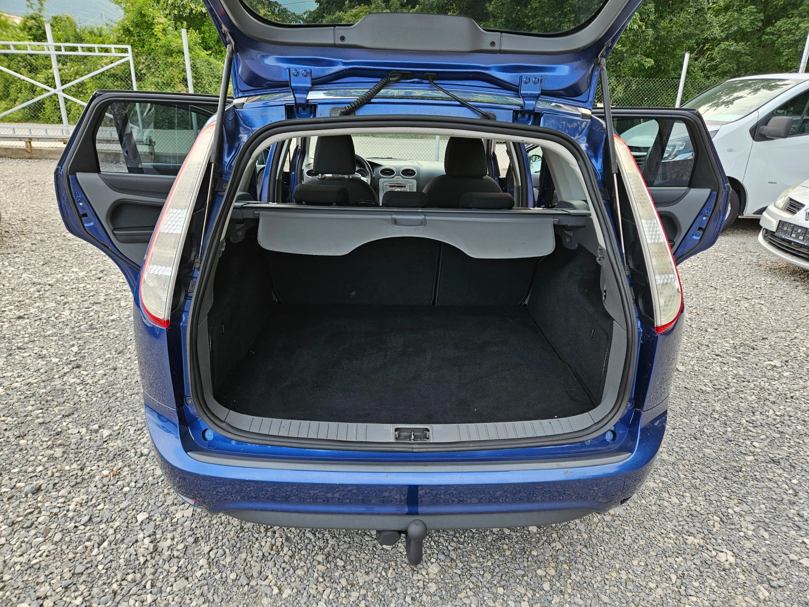 Ford Focus 1.6 ������ 101��. | Mobile.bg � ����������� 15