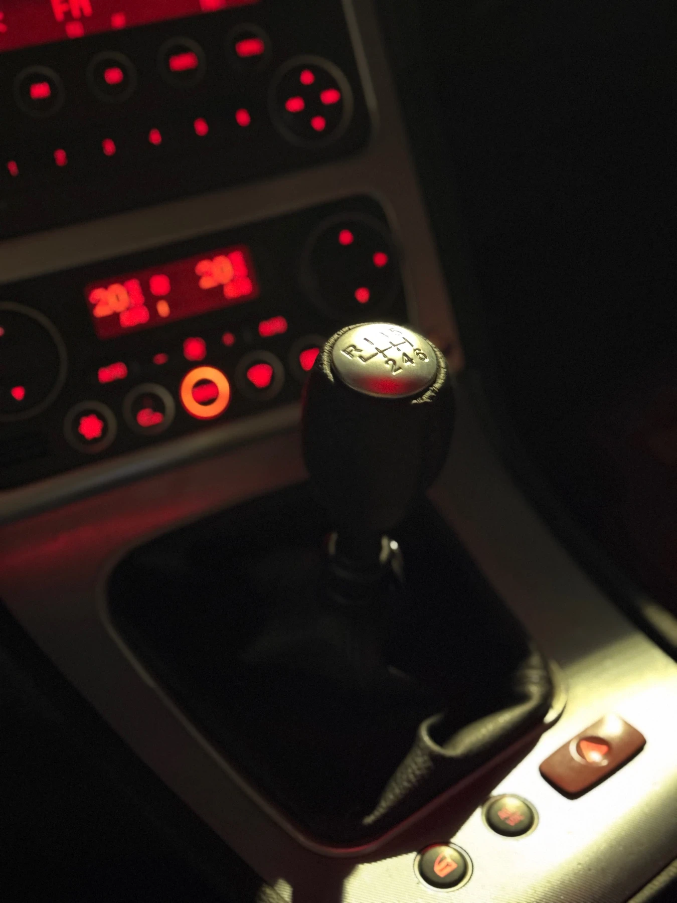 Alfa Romeo 159 sportwagon 2.4 ����/�����/��������/230��./������/������ | Mobile.bg � ����������� 11