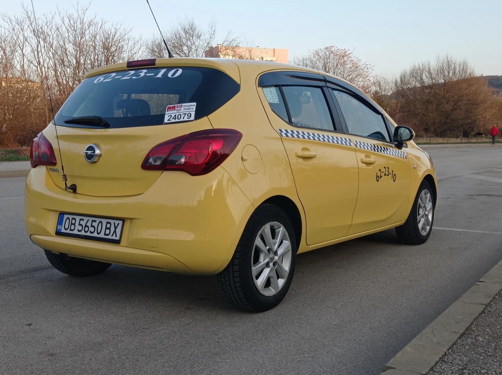 Opel Corsa Е.1.4/90кс Без Турбо* , снимка 8 - Автомобили и джипове - 54211491