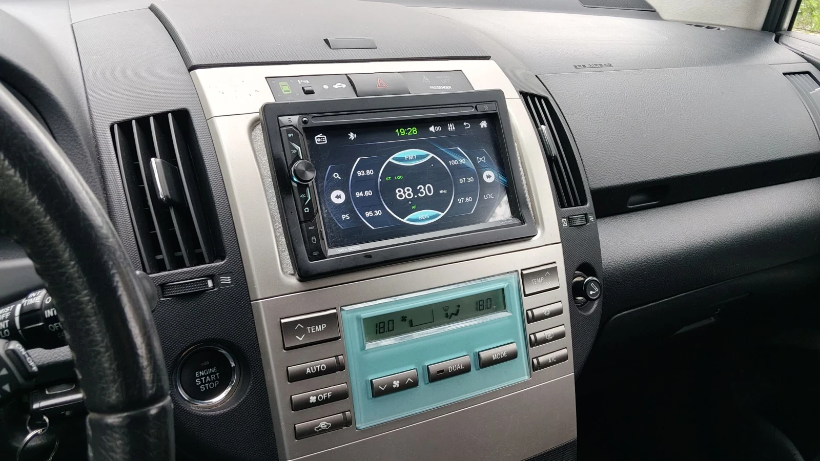 Toyota Corolla verso 2.2 D4D | Mobile.bg � ����������� 3