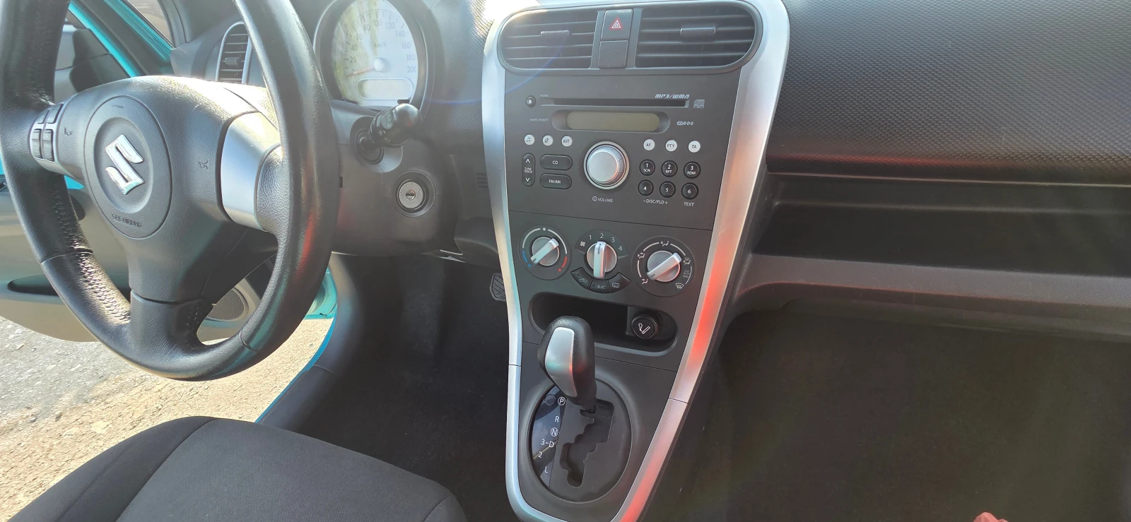 Suzuki Splash АВТОМАТ БЕНЗИН-4ЦИЛИНДЪРА, снимка 11 - Автомобили и джипове - 54498539