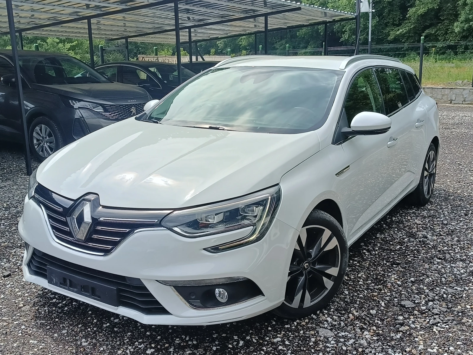 Renault Megane 1.3i Автоматик