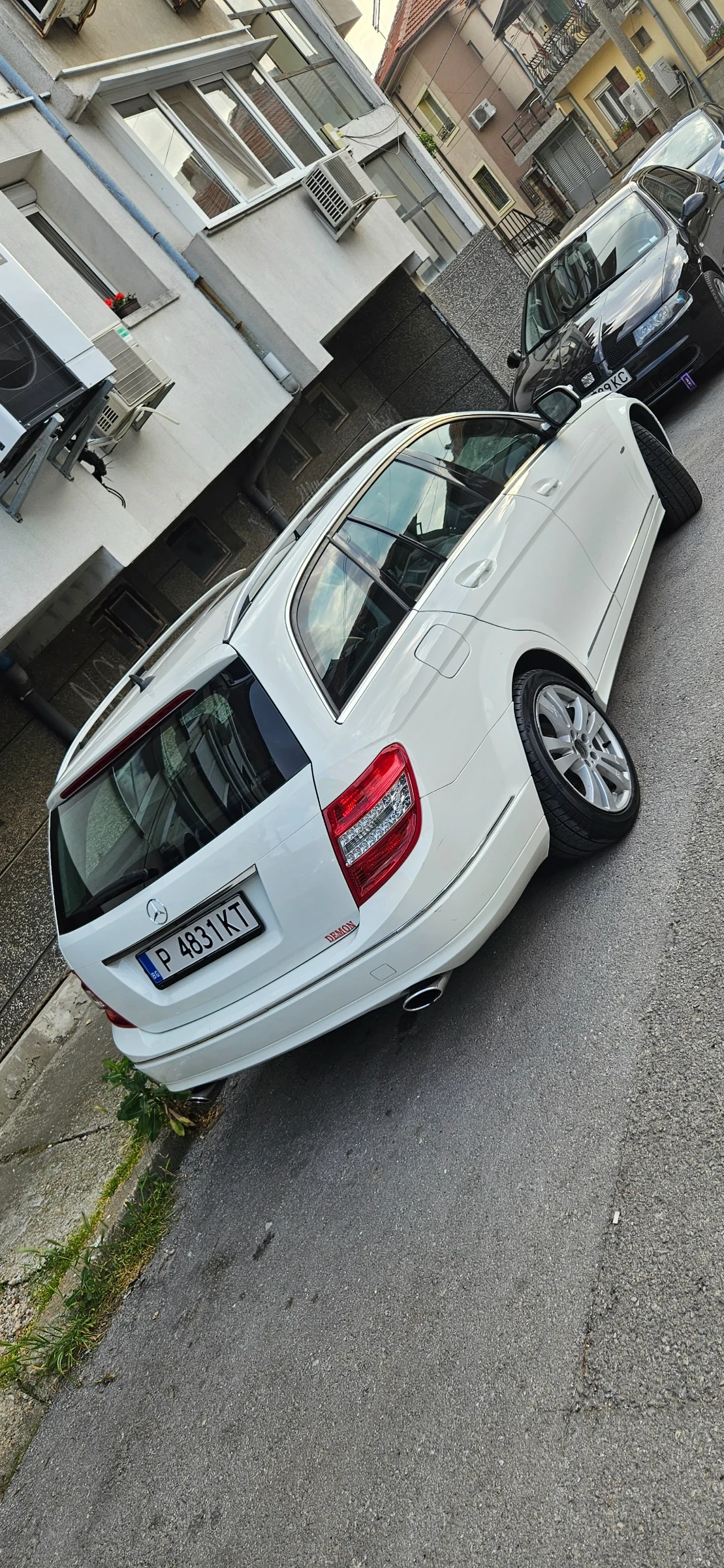 Mercedes-Benz C 320, снимка 3 - Автомобили и джипове - 54814936