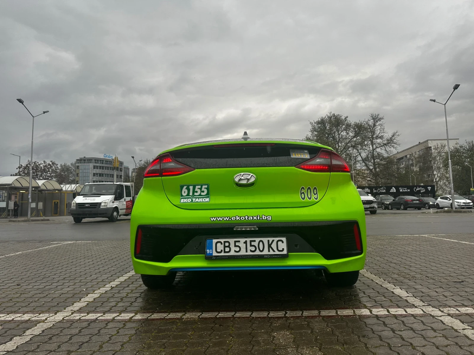 Hyundai Ioniq Plug-in Premium, снимка 2 - Автомобили и джипове - 54828758