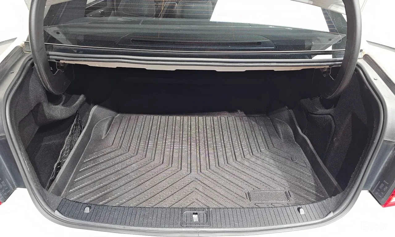 Mercedes-Benz E 300 4MATIC , снимка 13 - Автомобили и джипове - 55475895