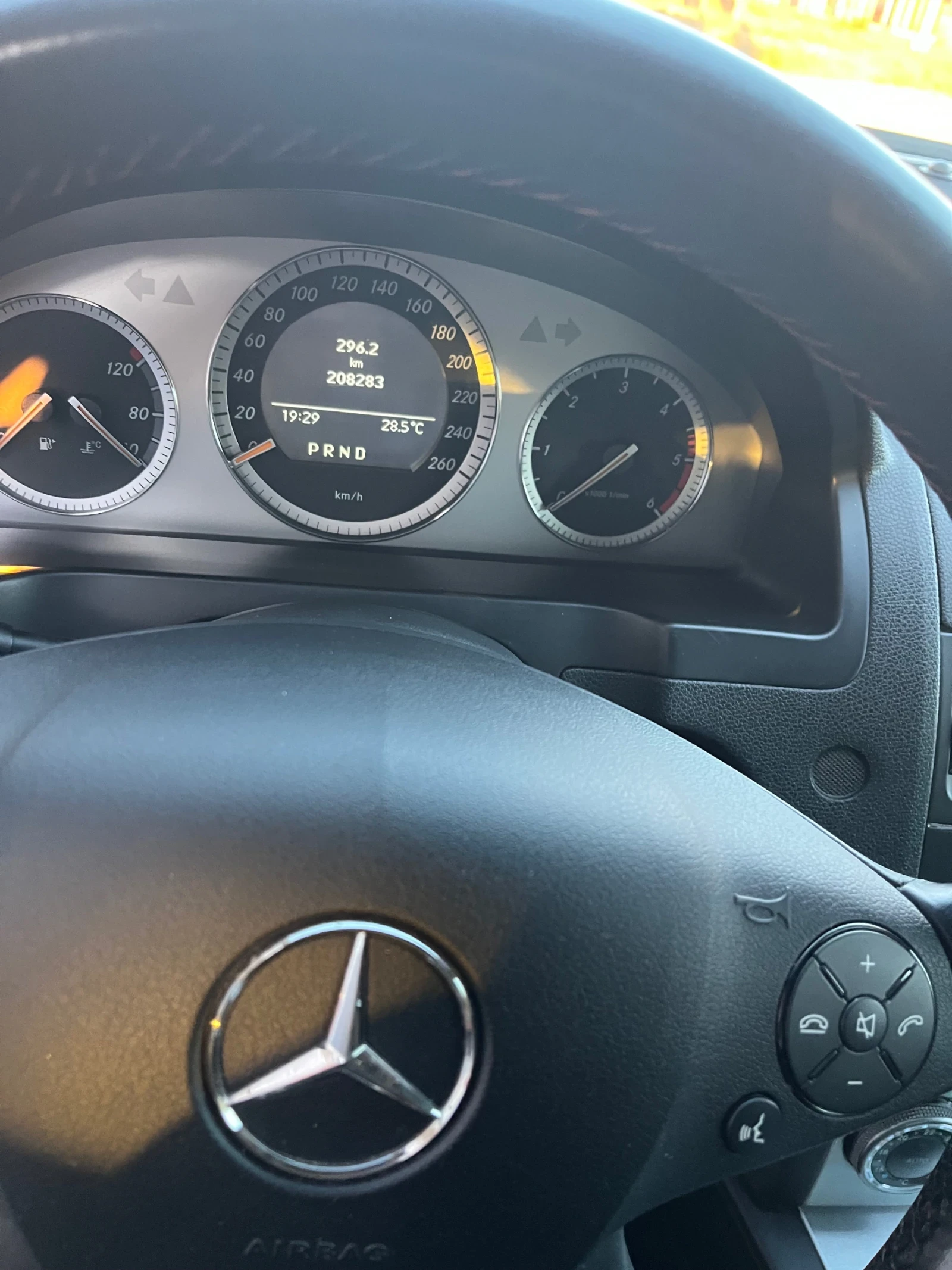 Mercedes-Benz C 220 CDI, снимка 11 - Автомобили и джипове - 56015530