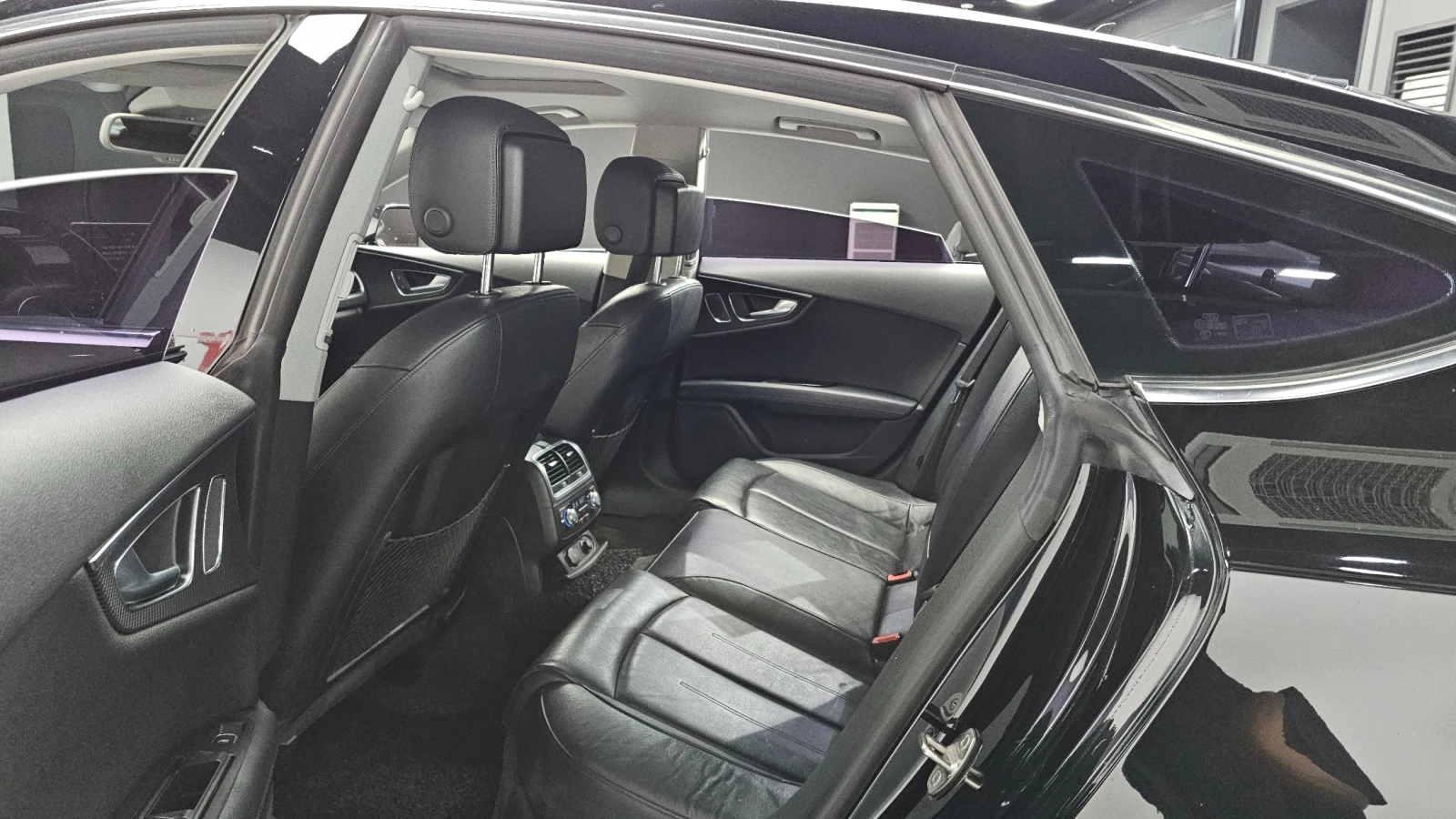 Audi A7 2017 RS7 PKG* 3.0 BiTDI Quattro* Head Up* Distrоni, снимка 10 - Автомобили и джипове - 56253123