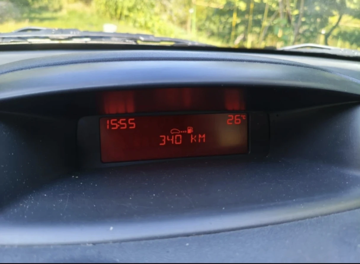 Citroen C2 VTR , снимка 12 - Автомобили и джипове - 56375633