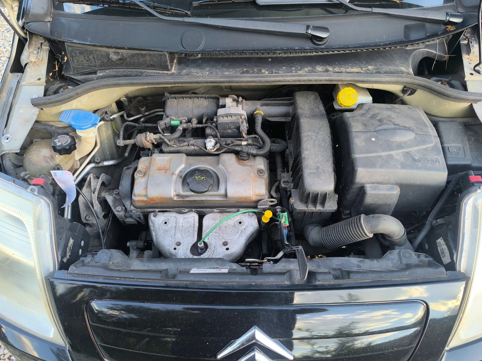 Citroen C2 VTR , снимка 14 - Автомобили и джипове - 56375633