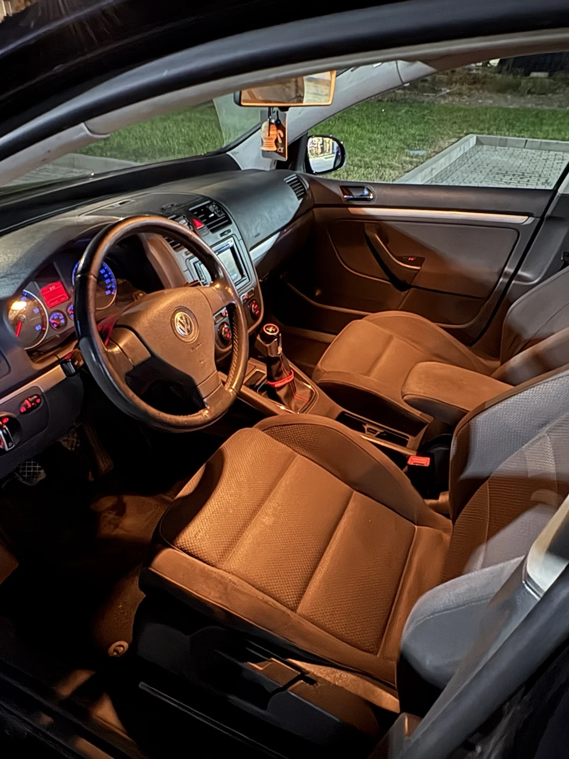 VW Golf, снимка 9 - Автомобили и джипове - 56537711