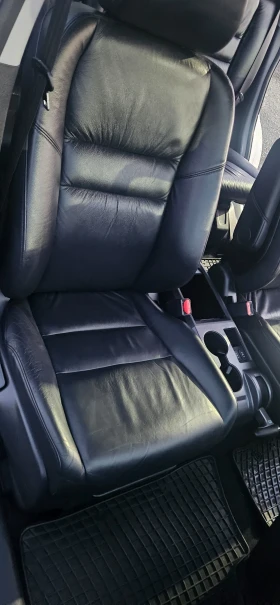 Honda Cr-v 2.4i executive 4X4 , снимка 10