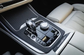 BMW X7 xDrive40i/340HP/7S/M-SPORT/PANO/360/MEMO/H&K/196q, снимка 9