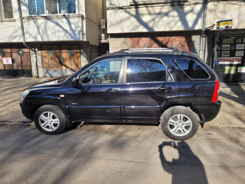 Kia Sportage, снимка 5 - Автомобили и джипове - 46733364